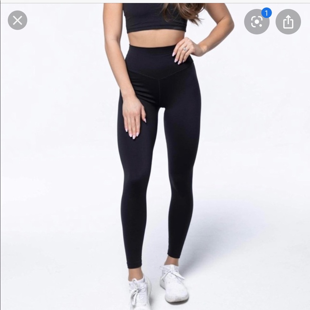 Balance Athletica OG leggings dire wolf